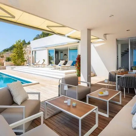 Superb With Private Pool ** * Dubrovnik